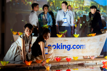BOOKING.COM CLICK. APAC 2024